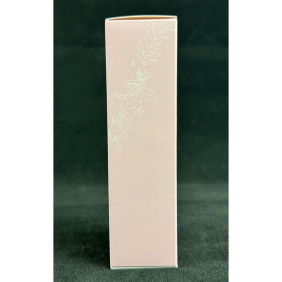 Girlactik Fruit Superfood Sugar Face Scrub Antioxidants Full Size 2.82 oz NEW - Picture 6 of 7